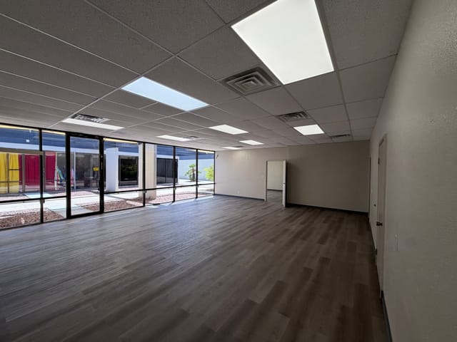 Suite #C-123-124, 1555 E Flamingo Rd — photo 5 of 8