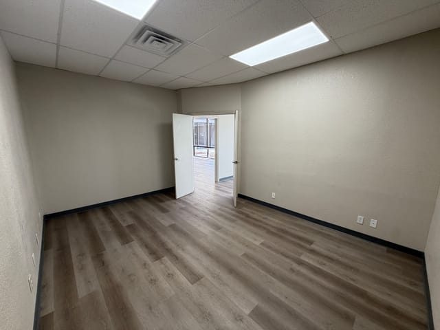 Suite #C-123-124, 1555 E Flamingo Rd — photo 7 of 8