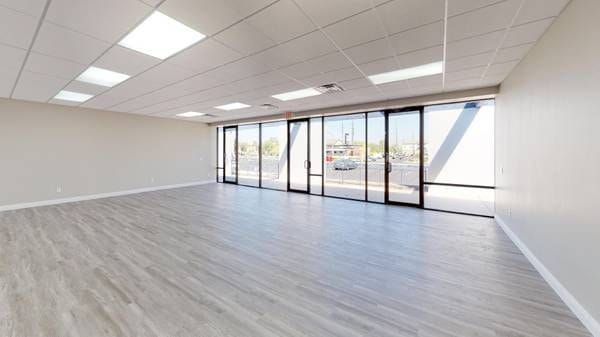 Interiors, 1555 E Flamingo Rd — photo 3 of 3