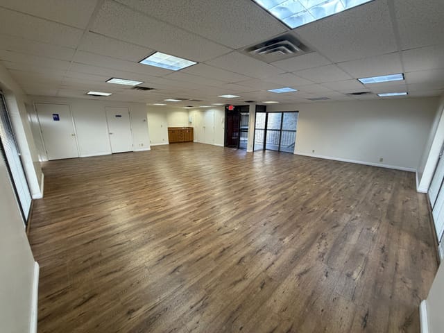 Suite #205, 2225 E Flamingo Rd — photo 3 of 4