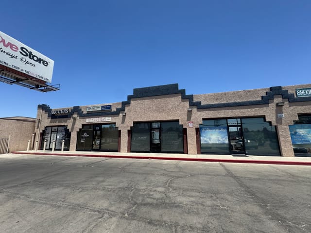 The building, 3210-3228 N Rancho Dr